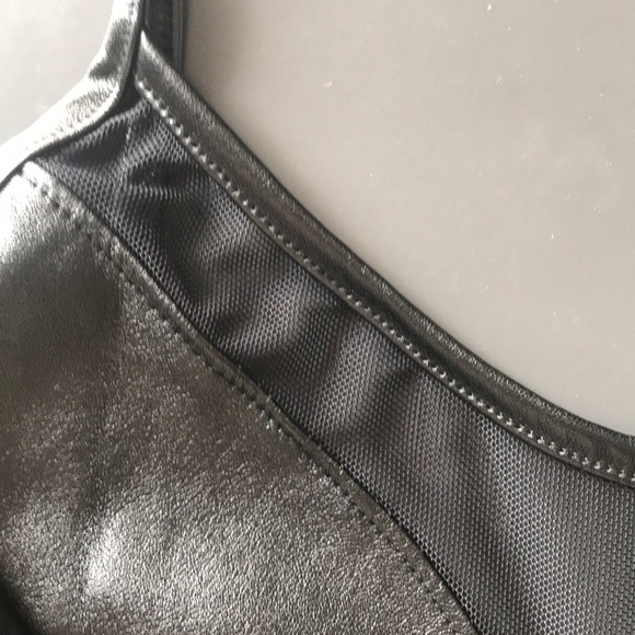 Top - Picture 3 of 3